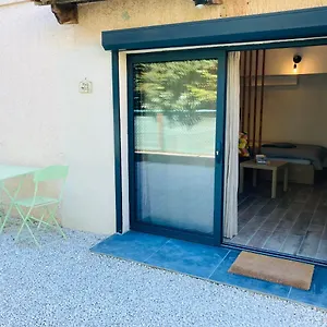  Appartement Au Pradet